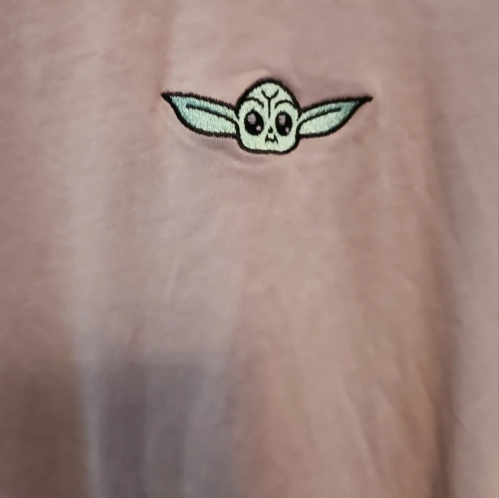 Mens Grey Starwars XL Short Sleeve Shirt with‎ Embroidered Yoda Logo - Picture 2 of 6
